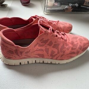 Cole Haan Pink Sneakers with Breathable Mesh and Flexible Sole suede